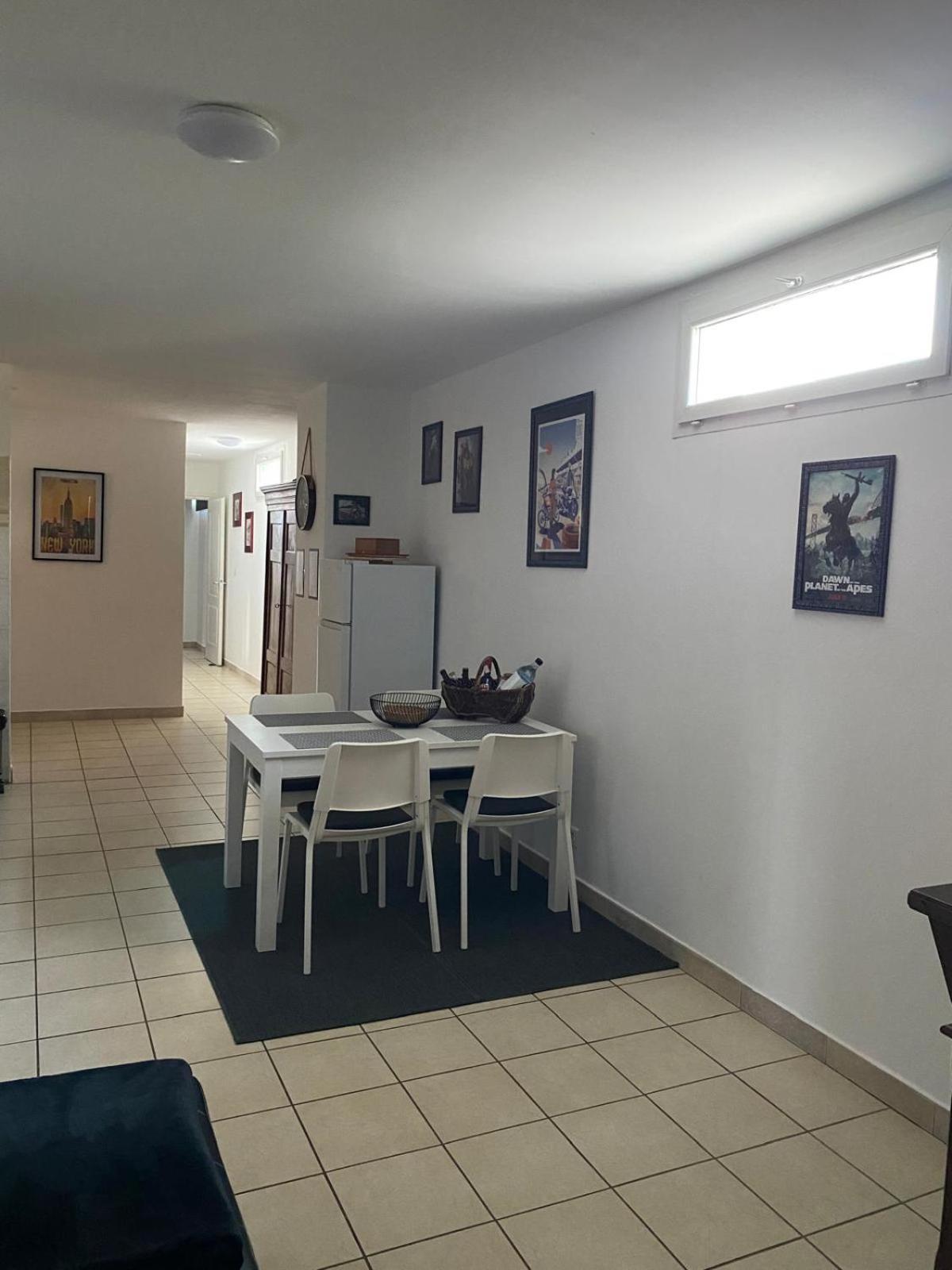 Апартаменти Agreable Rez De Jardin Avec Piscine Et Jacuzzi Червйоне Екстер'єр фото